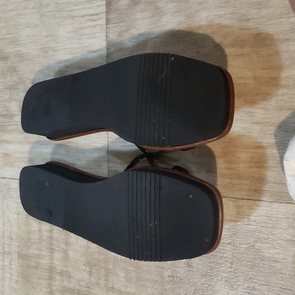 Salvatore Ferragamo 7.5 2AA black - Picture 3 of 3